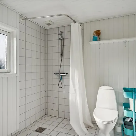 Дом отдыха Stunning In With 3 Bedrooms And Internet Эбельтофт