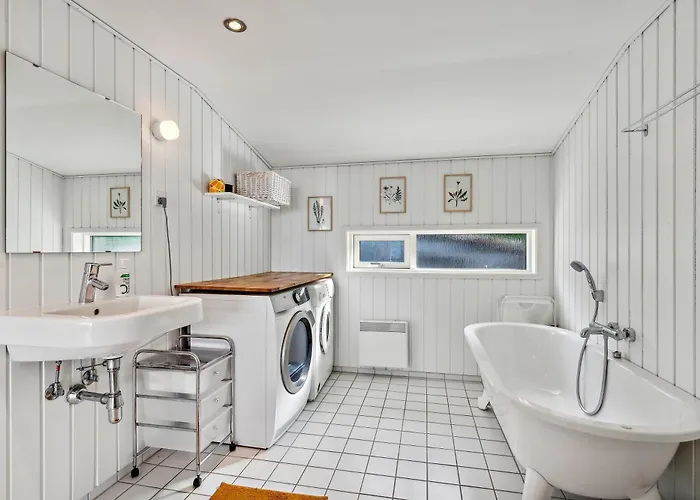 Feriehus Stunning In With 3 Bedrooms And Internet